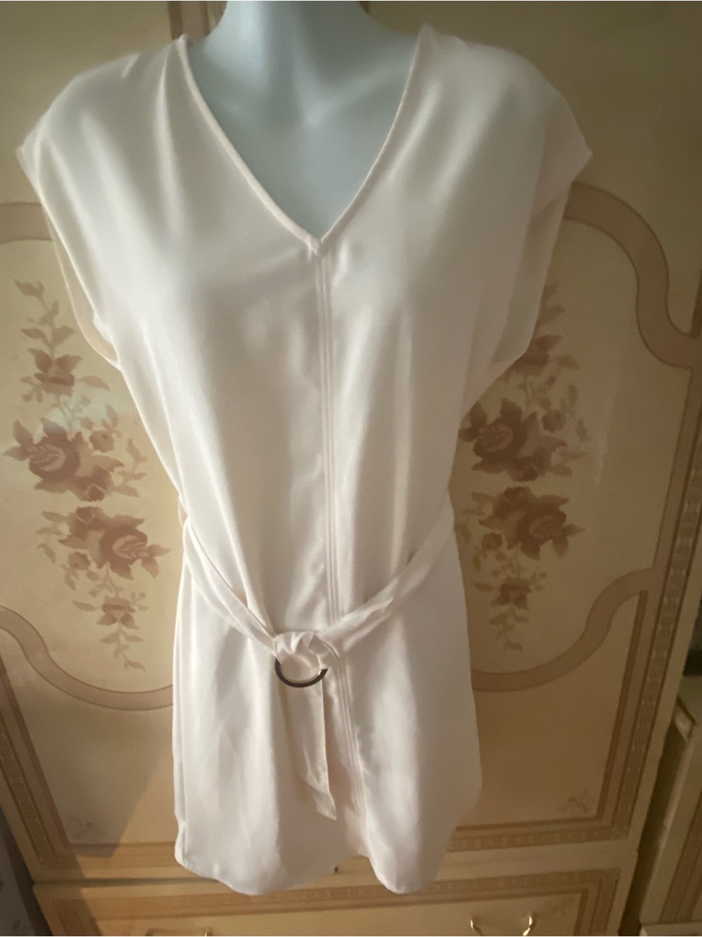 H&M Cream V-Neck Mini Dress with Ring Belt